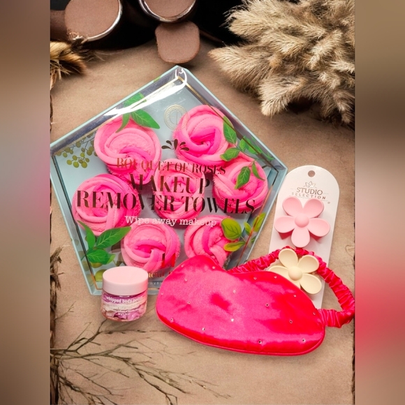 Other - Pink Makeup Remover Towels Set With Sleep Mask, Body Polish & Hair Claw Clips